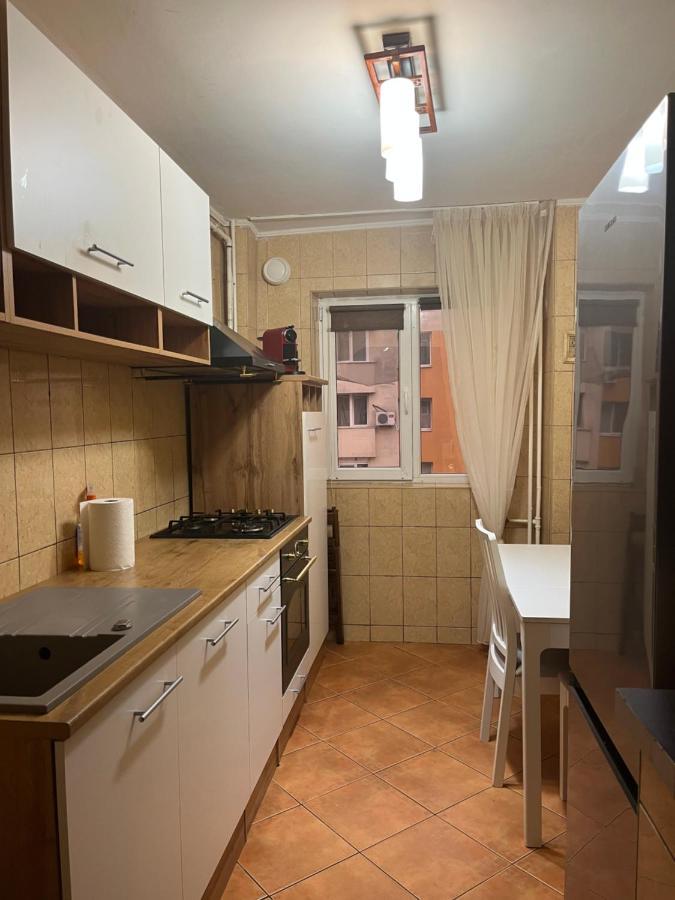 Modern Oasis With A Cozy Fireplace Your Stylish Apartment Minutes From Downtown Bucureşti Exterior foto